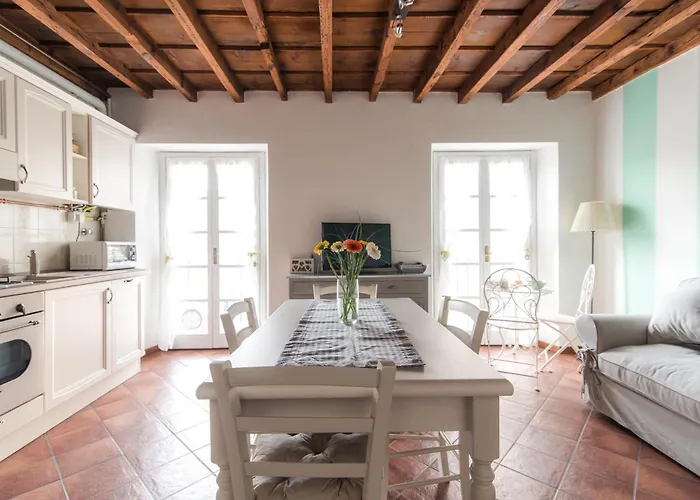 Comokiss アパート