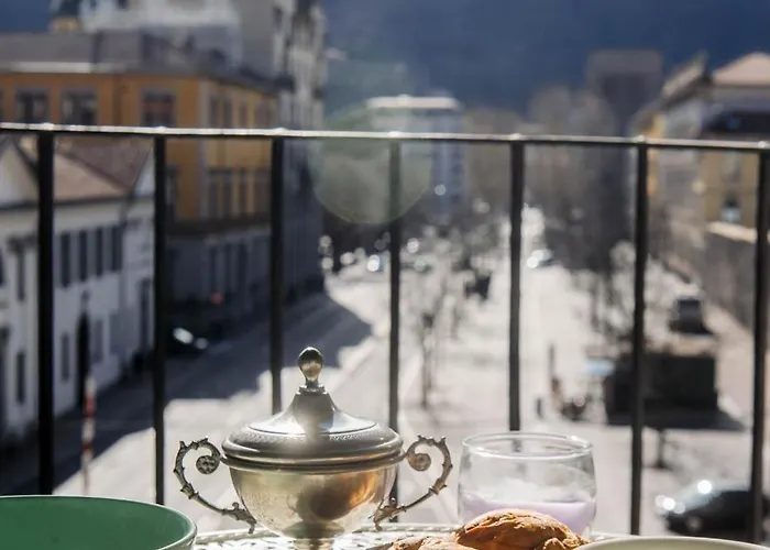 アパート Comokiss